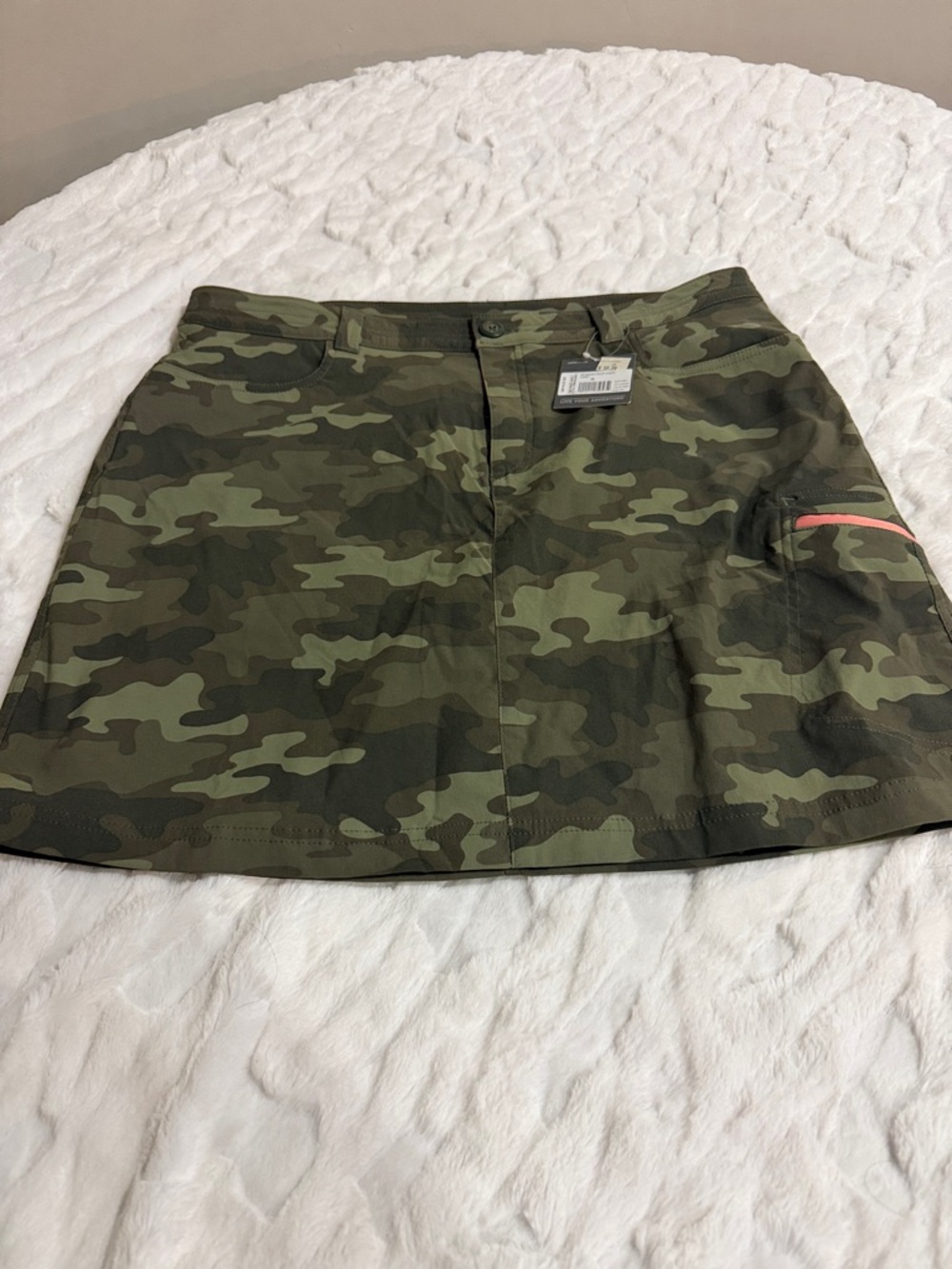 Eddie Bauer Rainier Camo Print Women's Skort with Zip Pocket - Olive Green Sz 16